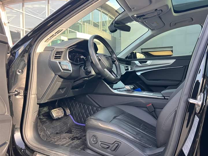 Audi A6 2022 2022款 allroad quattro 探索家 55 TFSI 尊享越野型