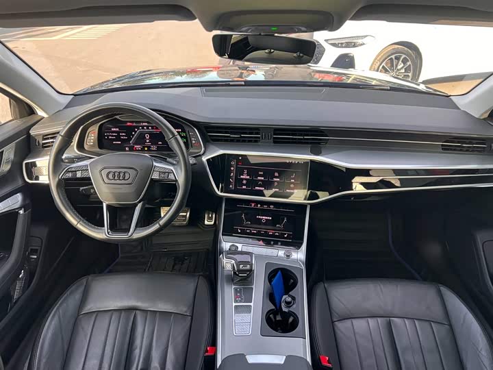 Audi A6 2022 2022款 allroad quattro 探索家 55 TFSI 尊享越野型