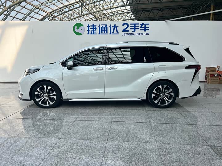 Фото 7 - Toyota Granvia