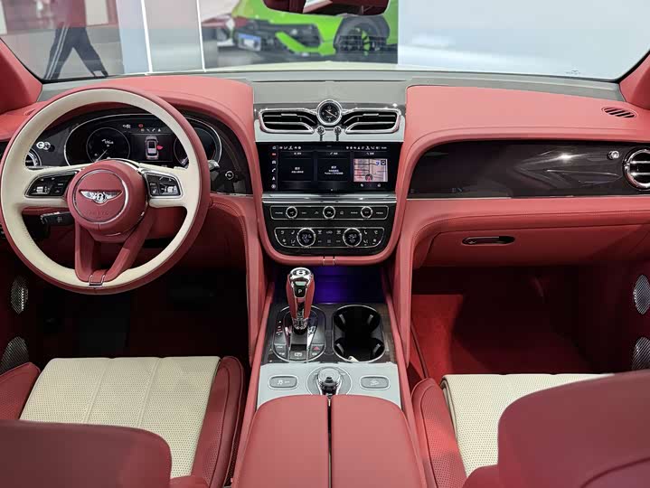 Фото 6 - Bentley Bentayga