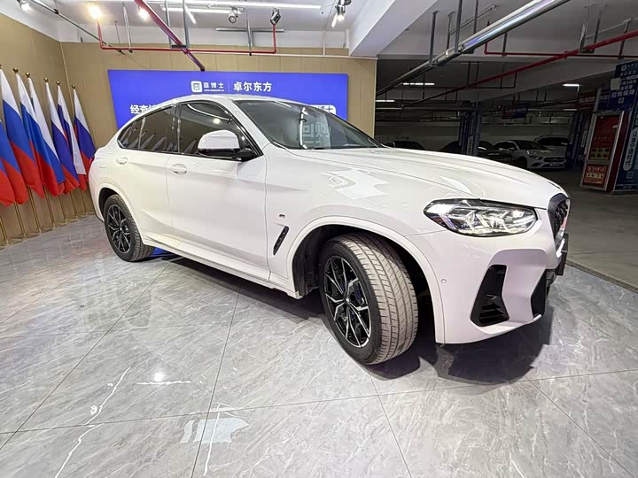 BMW X4 2022 2022款 xDrive 25i M运动套装