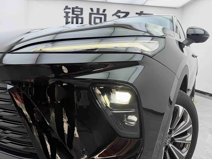 Buick Envision Plus 2025 2025款 昂科威Plus 28T 两驱白金版