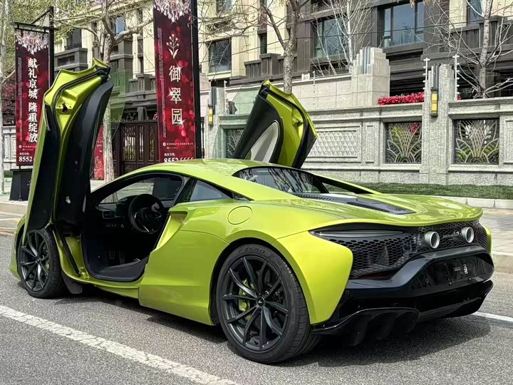 McLaren Artura 2021 2021款 3.0T Hybrid 标准型