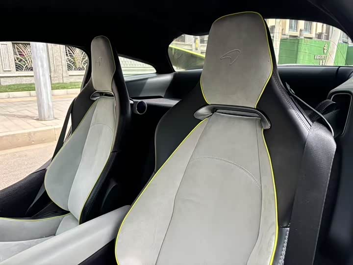 McLaren Artura 2021 2021款 3.0T Hybrid 标准型