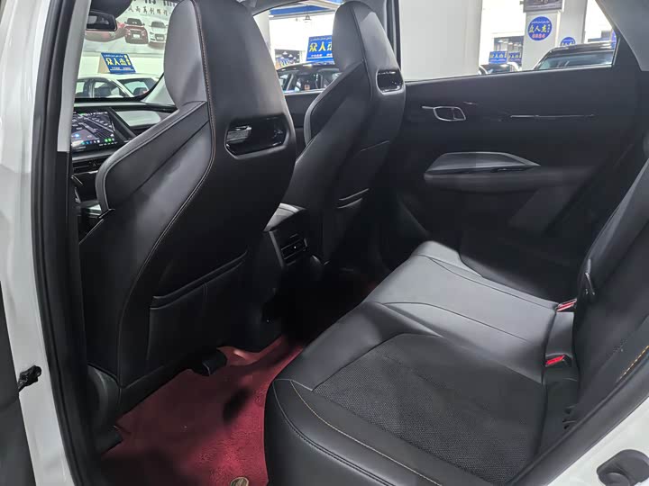 Фото 8 - Changan Oshan Z6