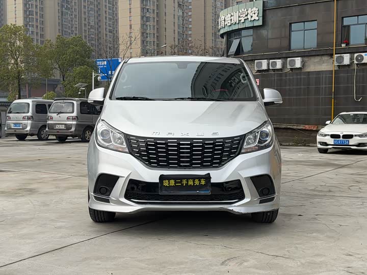 Maxus G10 2023 2023款 2.0T 手动多功能版 柴油 7座