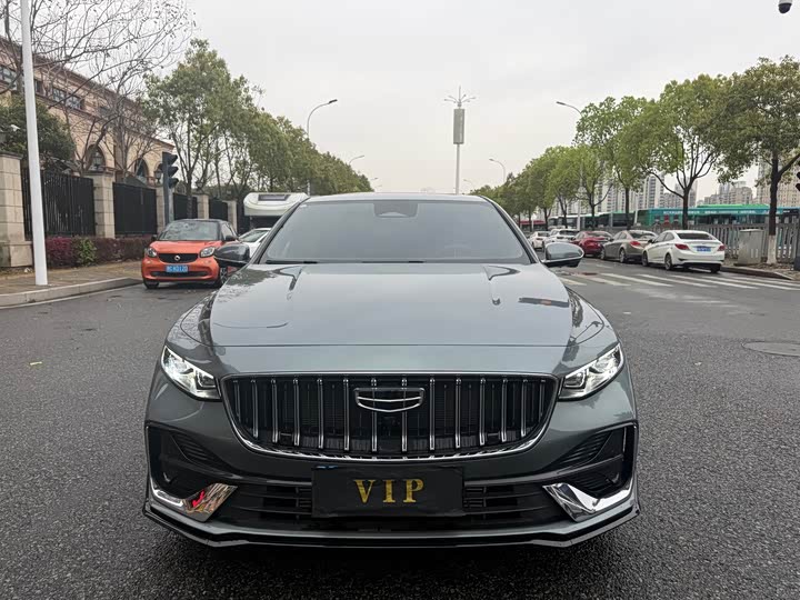 Фото 2 - Geely Preface