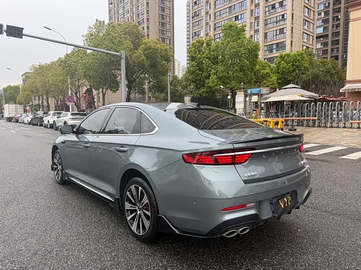 Фото 9 - Geely Preface