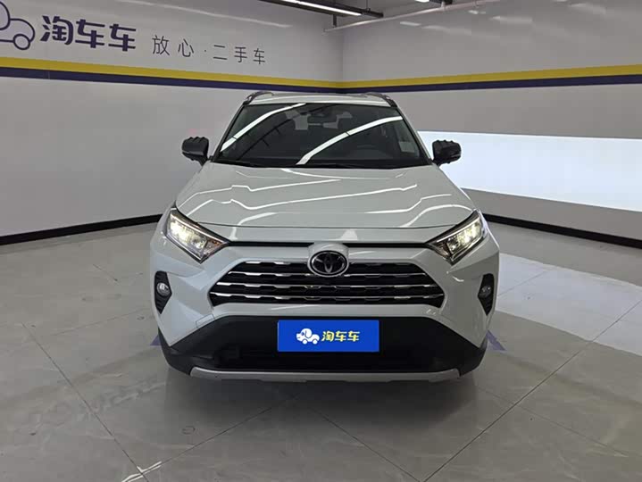 Toyota RAV4 2021 2021款 2.0L CVT两驱风尚PLUS版