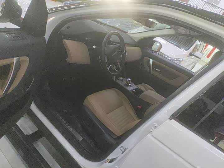 Land Rover Discovery Sport 2025 2025款 249PS 性能科技版