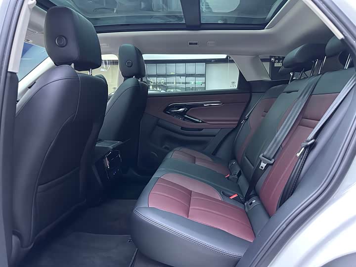 Фото 9 - Land Rover Range Rover Evoque L Hybrid
