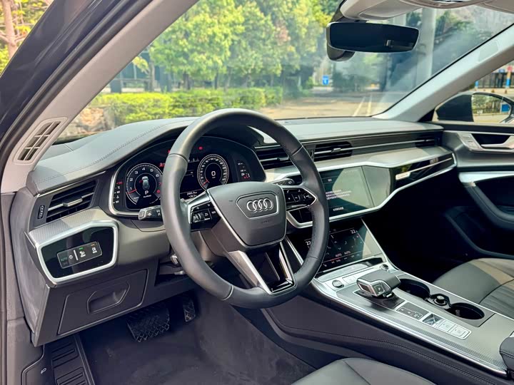 Audi A6 2022 2022款 allroad quattro 探索家 55 TFSI 尊享越野型