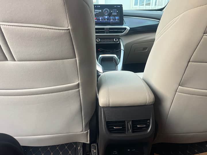 Maxus G50 2024 2024款 改款 PLUS 1.5T 幸福推荐自动巡航版