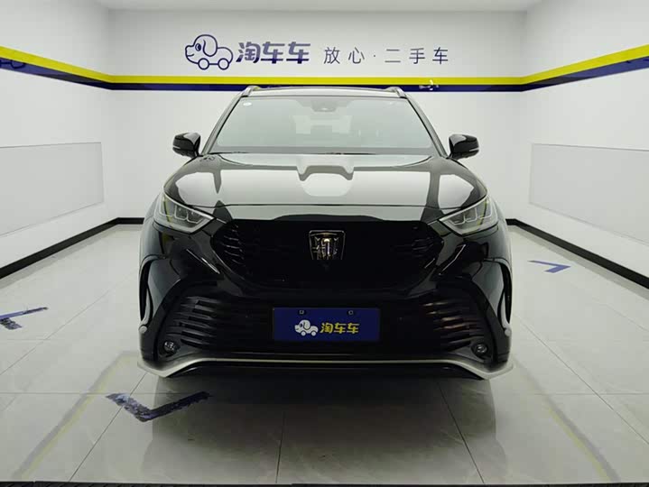 Фото 1 - Toyota Crown Kluger