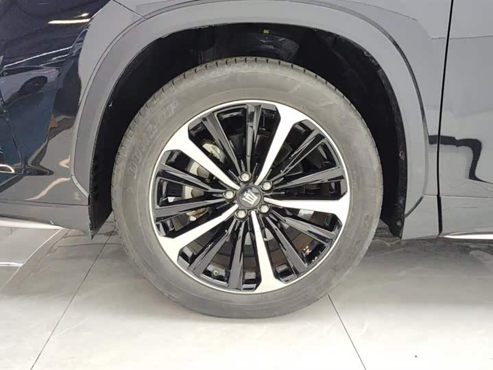 Фото 5 - Toyota Crown Kluger