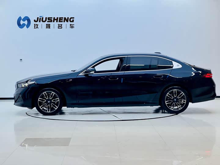 2026 BMW 5 Series
