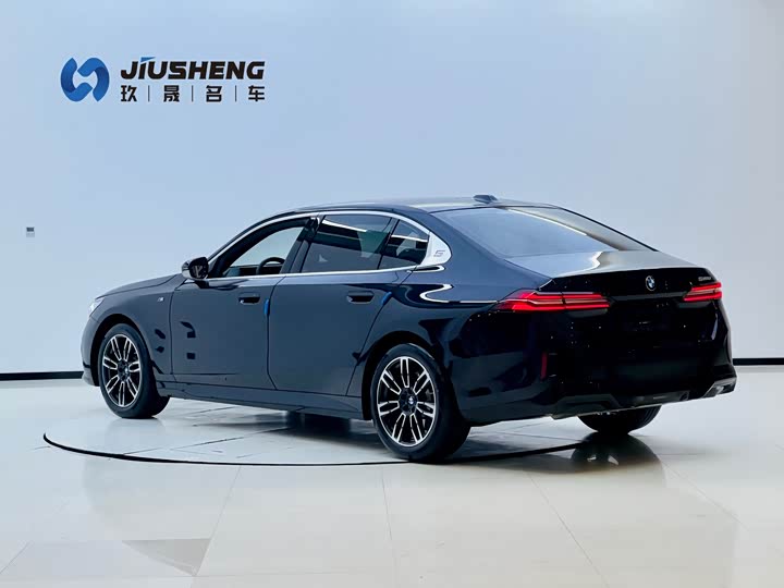 2026 BMW 5 Series