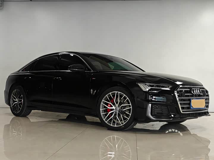 Фото 3 - Audi A6L