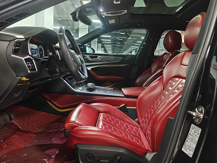 Фото 8 - Audi A6L