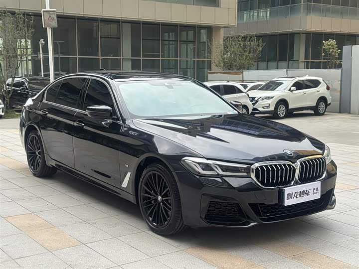 Фото 5 - BMW 5 Series