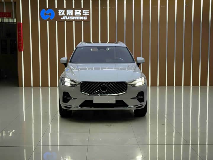 Фото 3 - Volvo XC60