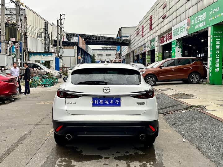 Mazda CX-4 2021 2021款 2.0L 自动两驱蓝天活力版