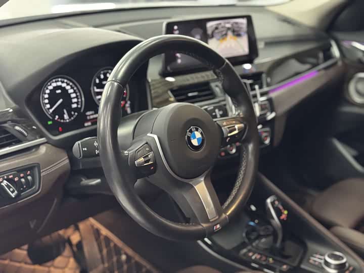 Фото 6 - BMW X1