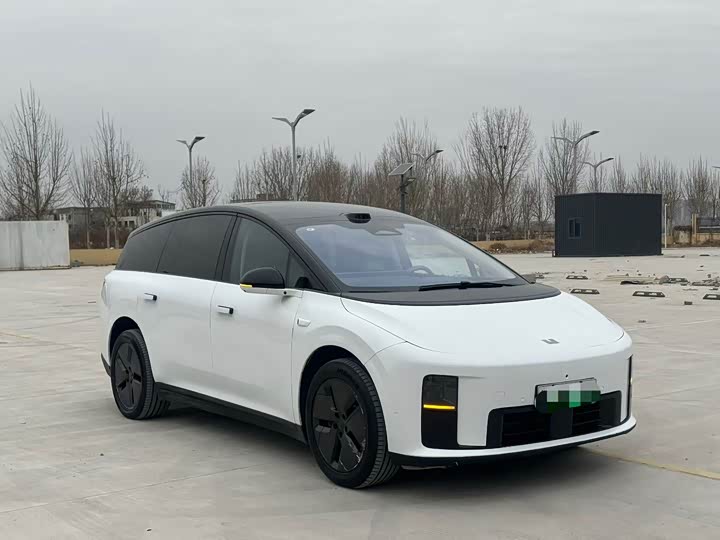 LiXiang i8 2025 2025款 标准版