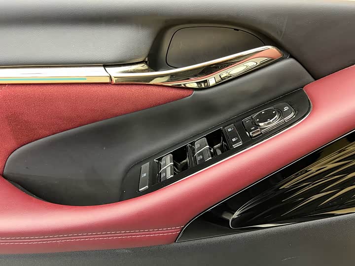 Zdjęcie 3 - GAC Trumpchi E9