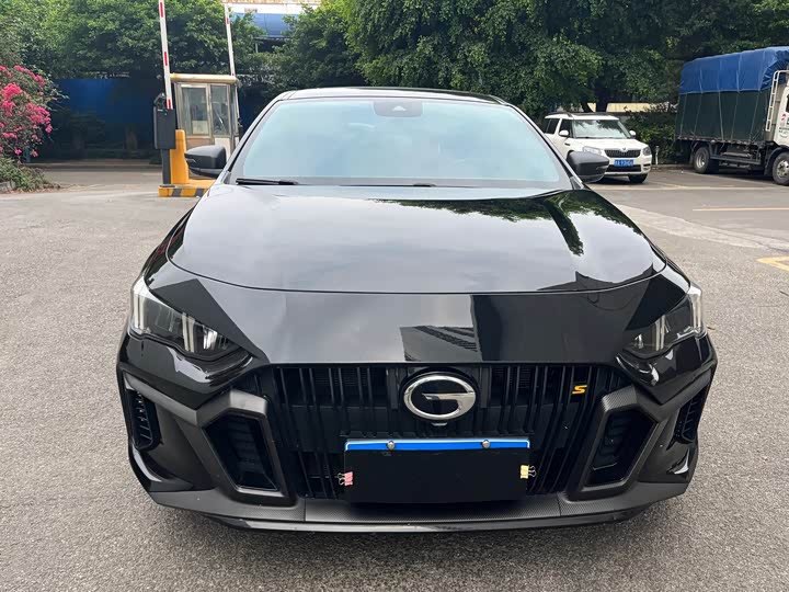 Zdjęcie 2 - GAC Trumpchi Empow R