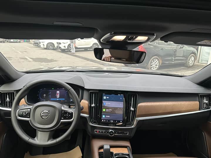 Volvo S90 2025 2025款 B5 智逸豪华版