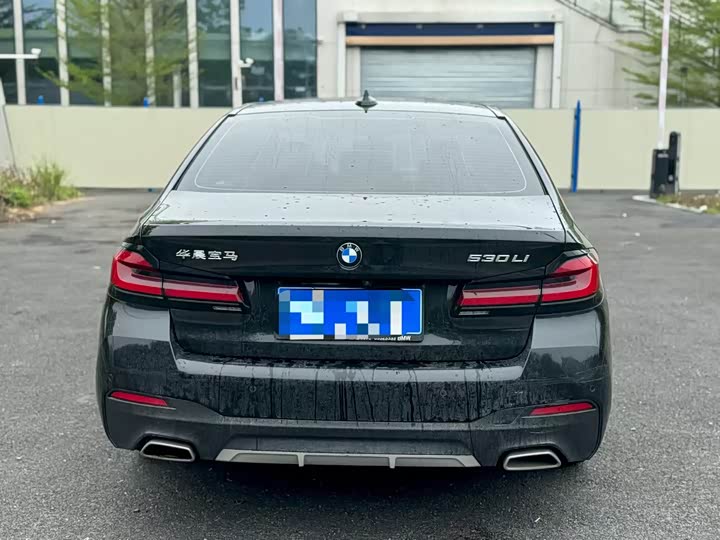 Фото 8 - BMW 5 Series