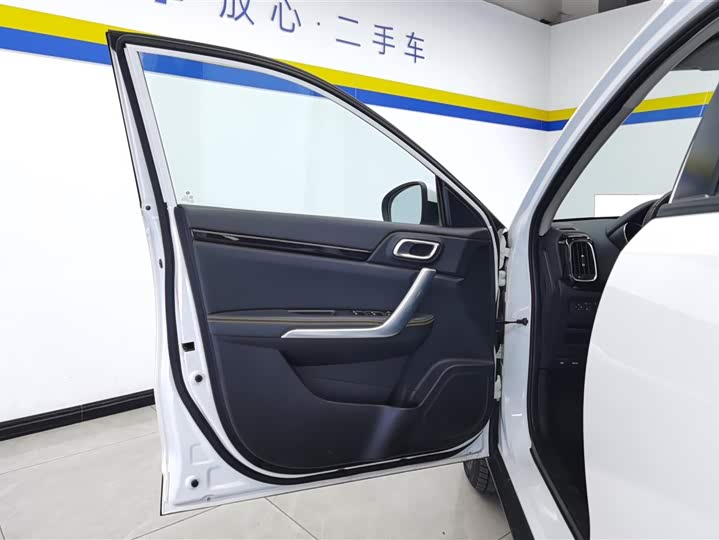 Dongfeng Aeolus AX4 2020 2020款 200T DCT豪华型