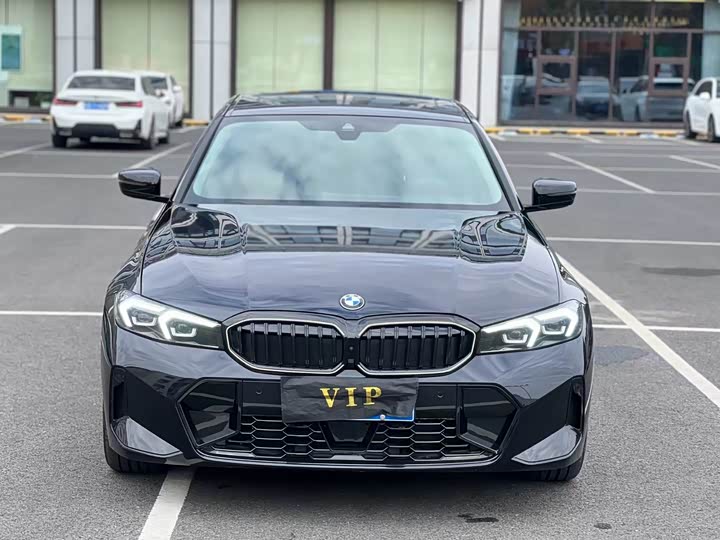 BMW 3 Series 2025 2025款 330Li M运动曜夜套装