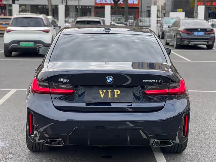 BMW 3 Series 2025 2025款 330Li M运动曜夜套装