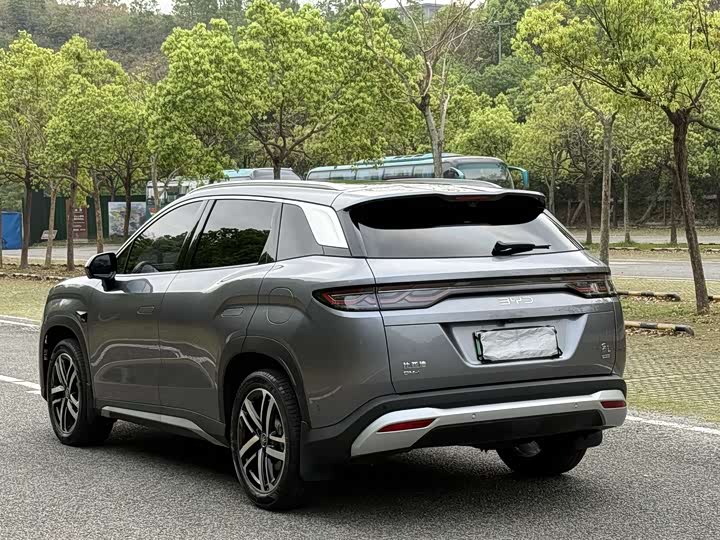 BYD Song L DM-i Hybrid 2025 2025款 智驾版 112km 超越型