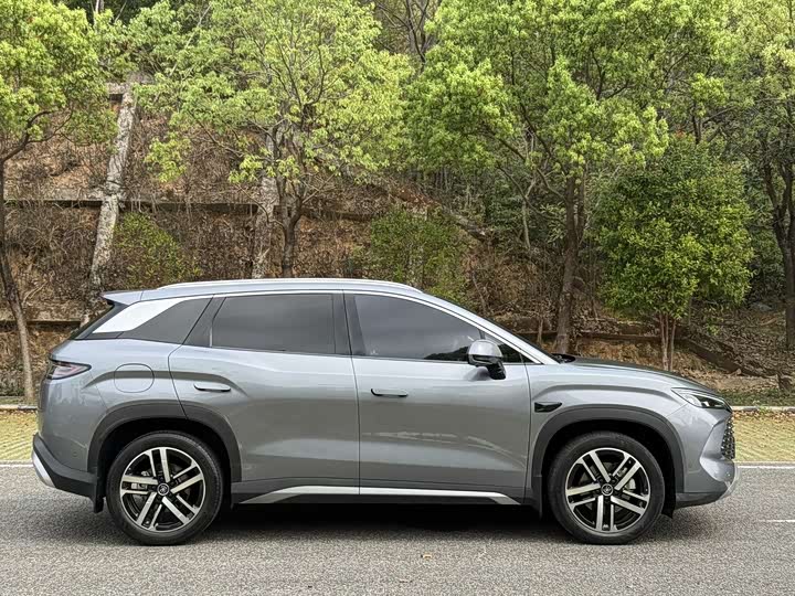 BYD Song L DM-i Hybrid 2025 2025款 智驾版 112km 超越型