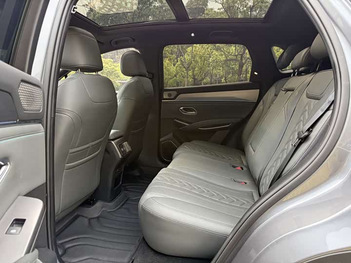BYD Song L DM-i Hybrid 2025 2025款 智驾版 112km 超越型