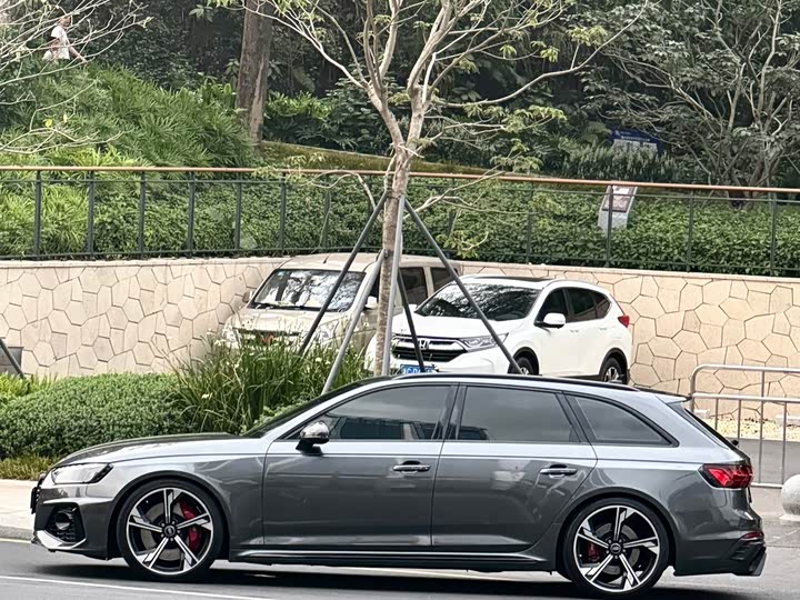Audi RS 4 2023 2023款 RS4 Avant 黑曜版