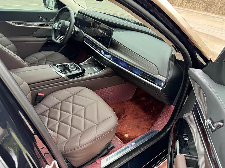 BMW 7 Series 2023 2023款 735Li M运动套装