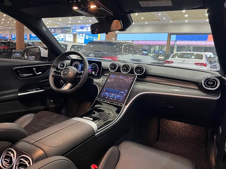 Фото 7 - Mercedes-Benz C-Class