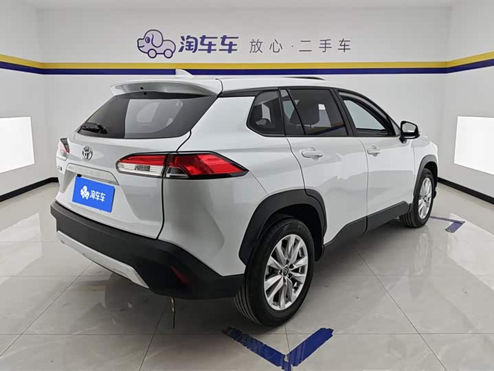 Photo 3 - Toyota Corolla Cross