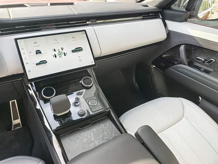 Фото 9 - Land Rover Range Rover Sport Hybrid