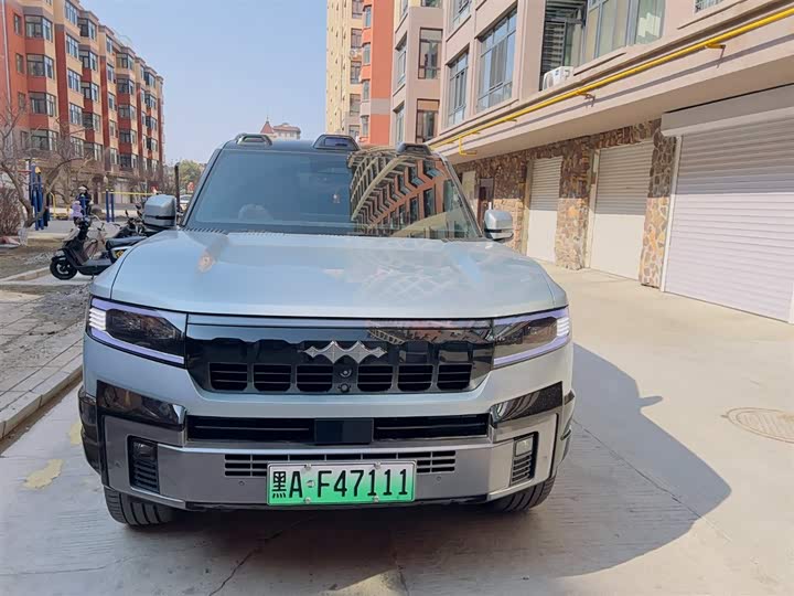 2025 BYD FangChengBao Leopard 8