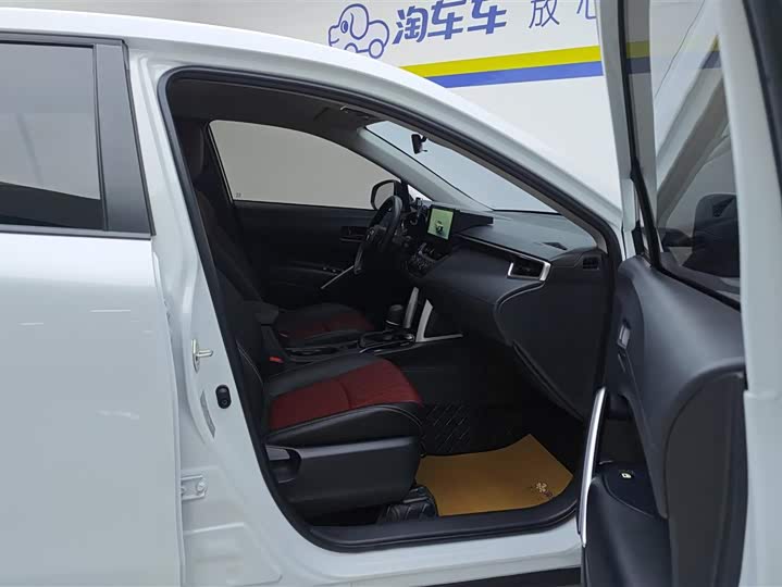 Фото 7 - Toyota Corolla Cross