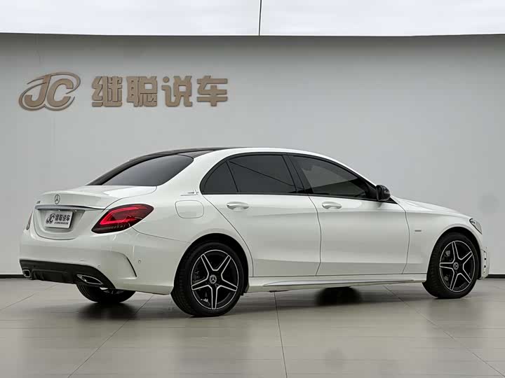 Zdjęcie 6 - Mercedes-Benz C-Class