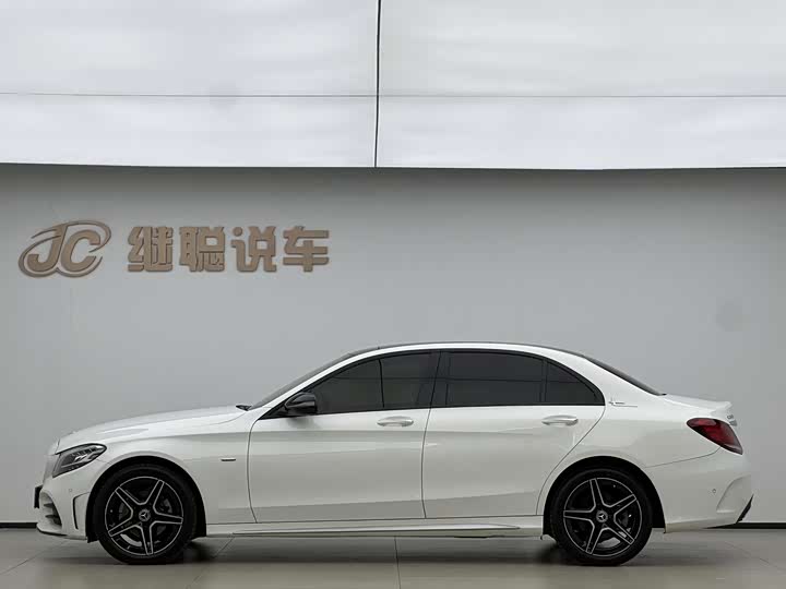 Zdjęcie 9 - Mercedes-Benz C-Class