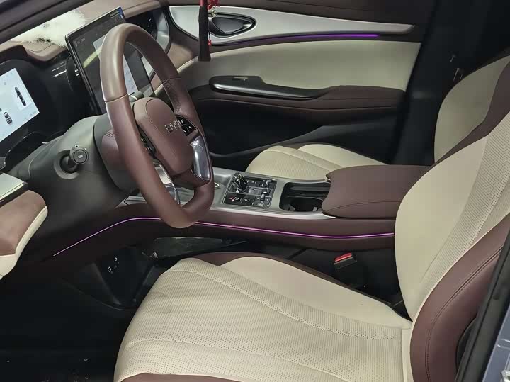 BYD Seal 07 DM-i Hybrid 2025 2025款 DM-i 1.5L 125km 尊贵型