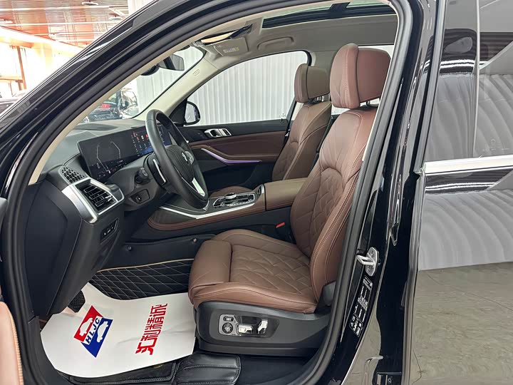BMW X7 2023 2023款 xDrive40i 领先型豪华套装