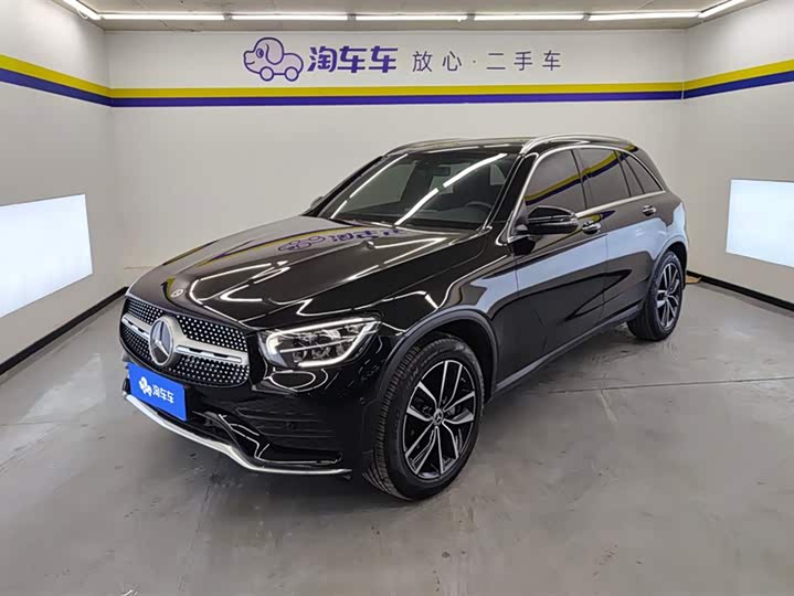 صورة 1 - Mercedes-Benz GLC-Class